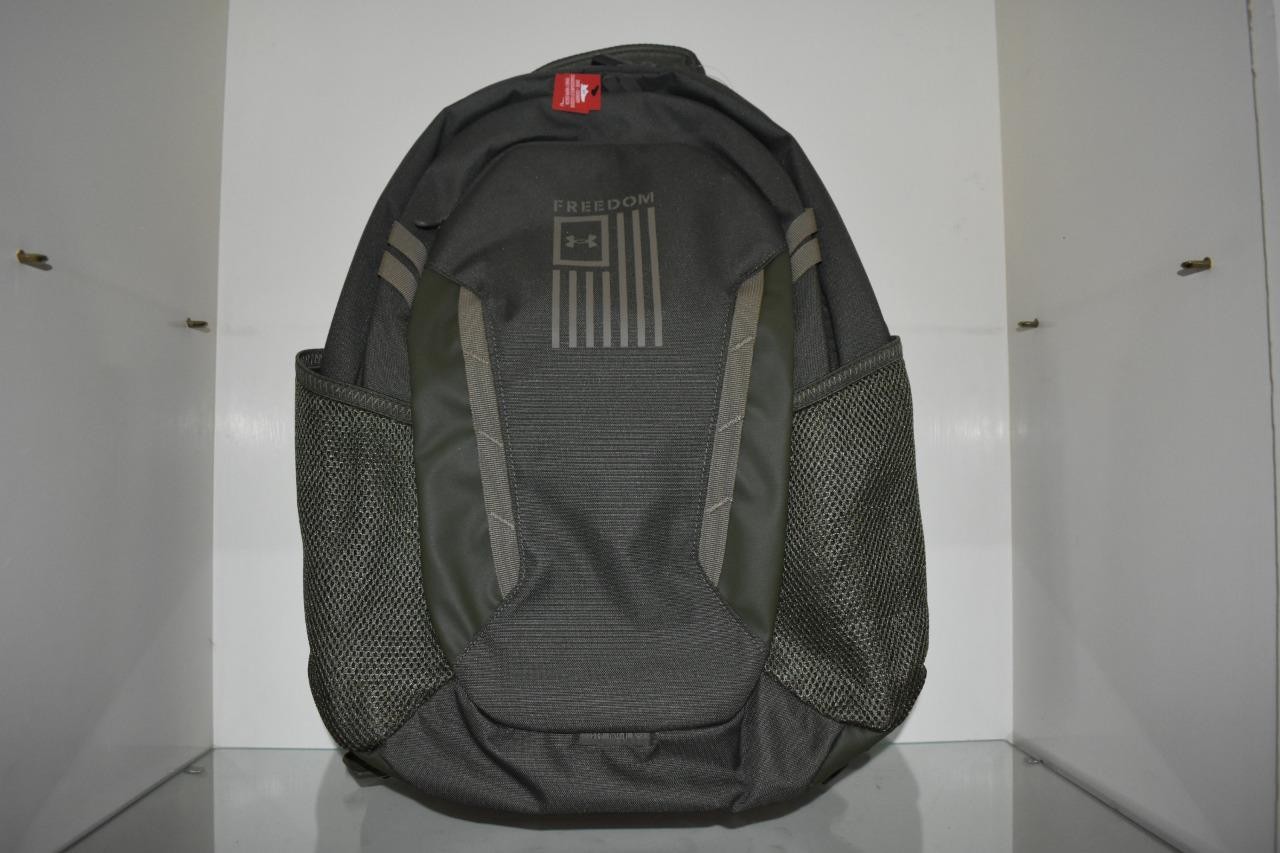 Under Armour Hustle 6.0 Freedom Backpack 1387535 390 Marine OD Green / Bayou NWT