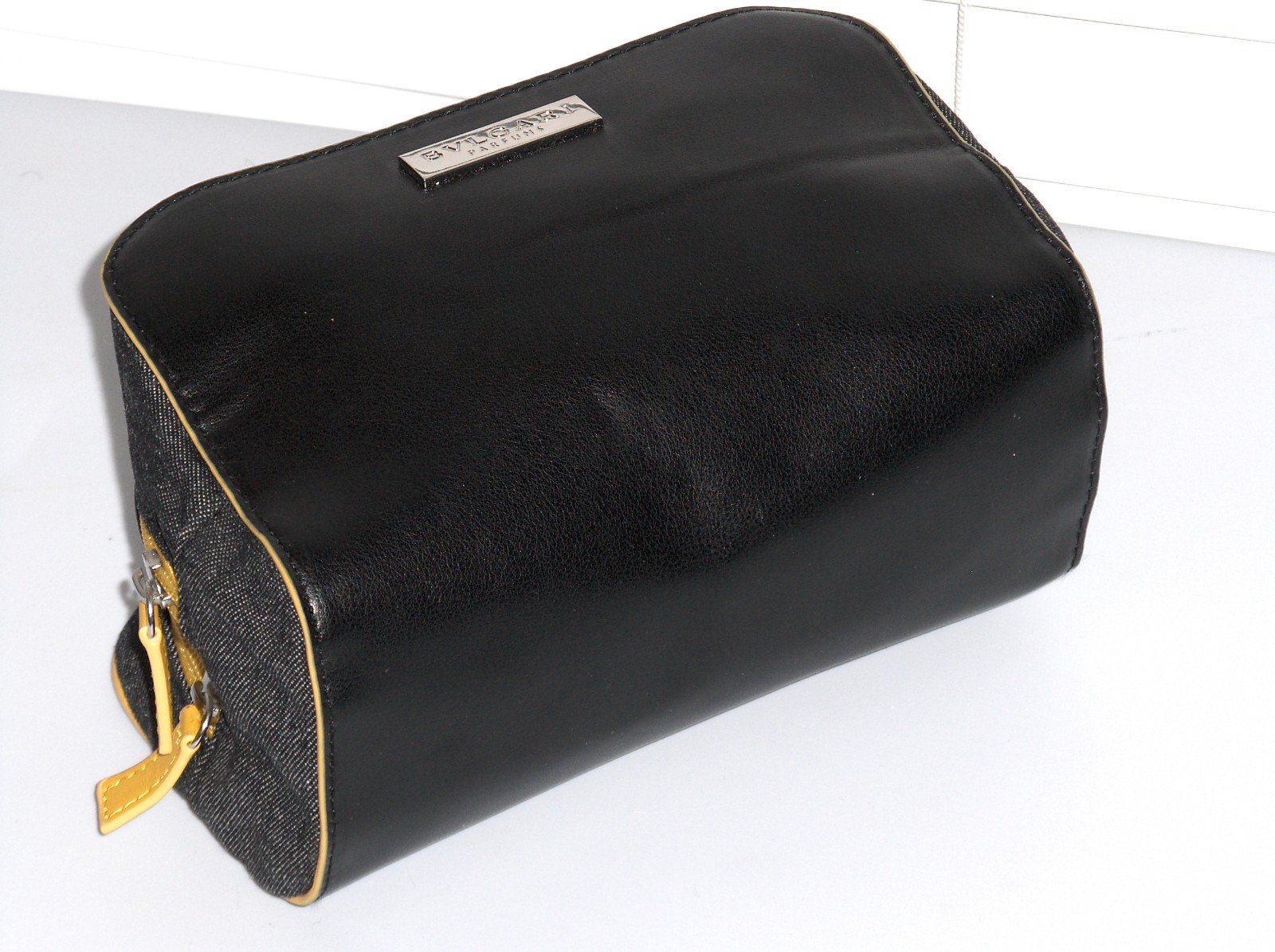 BVLGARI FRAGRANCES Unisex Zip Toiletry Shave Travel Kit Make up Bag, BLACK, New