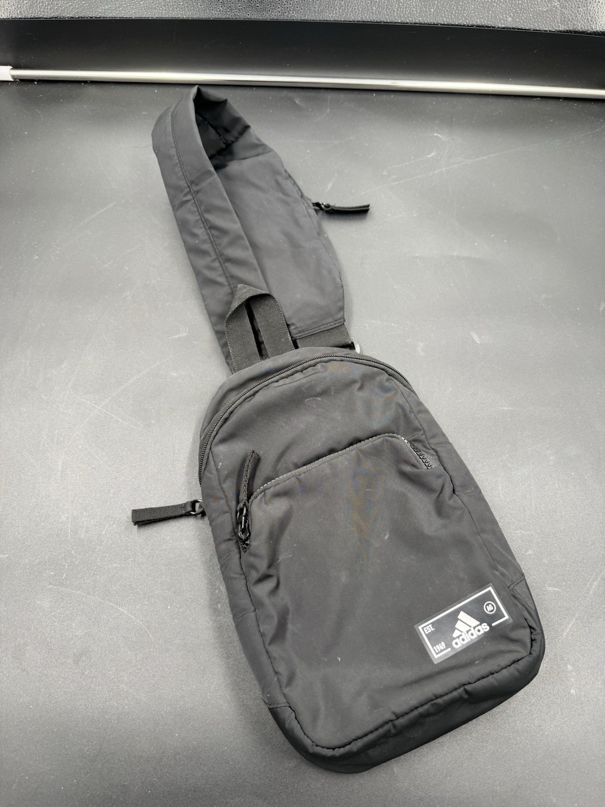 Adidas Unisex Essentials 2 Sling Adjustable Strap Crossbody Bag Black