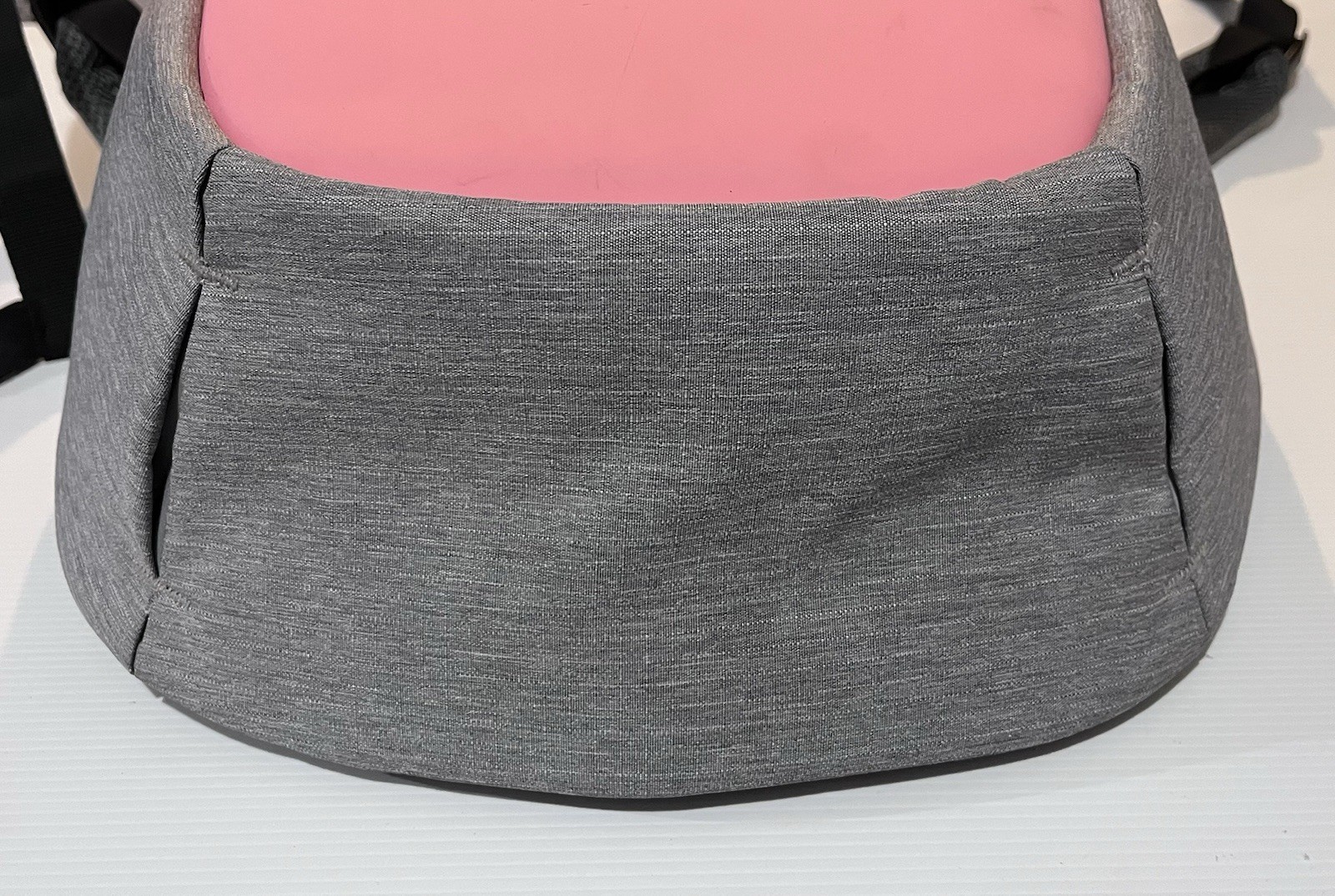 XD Design Bobby Hero Anti Theft Backpack Laptop 15.6″ RFID USB Grey/Pink As New