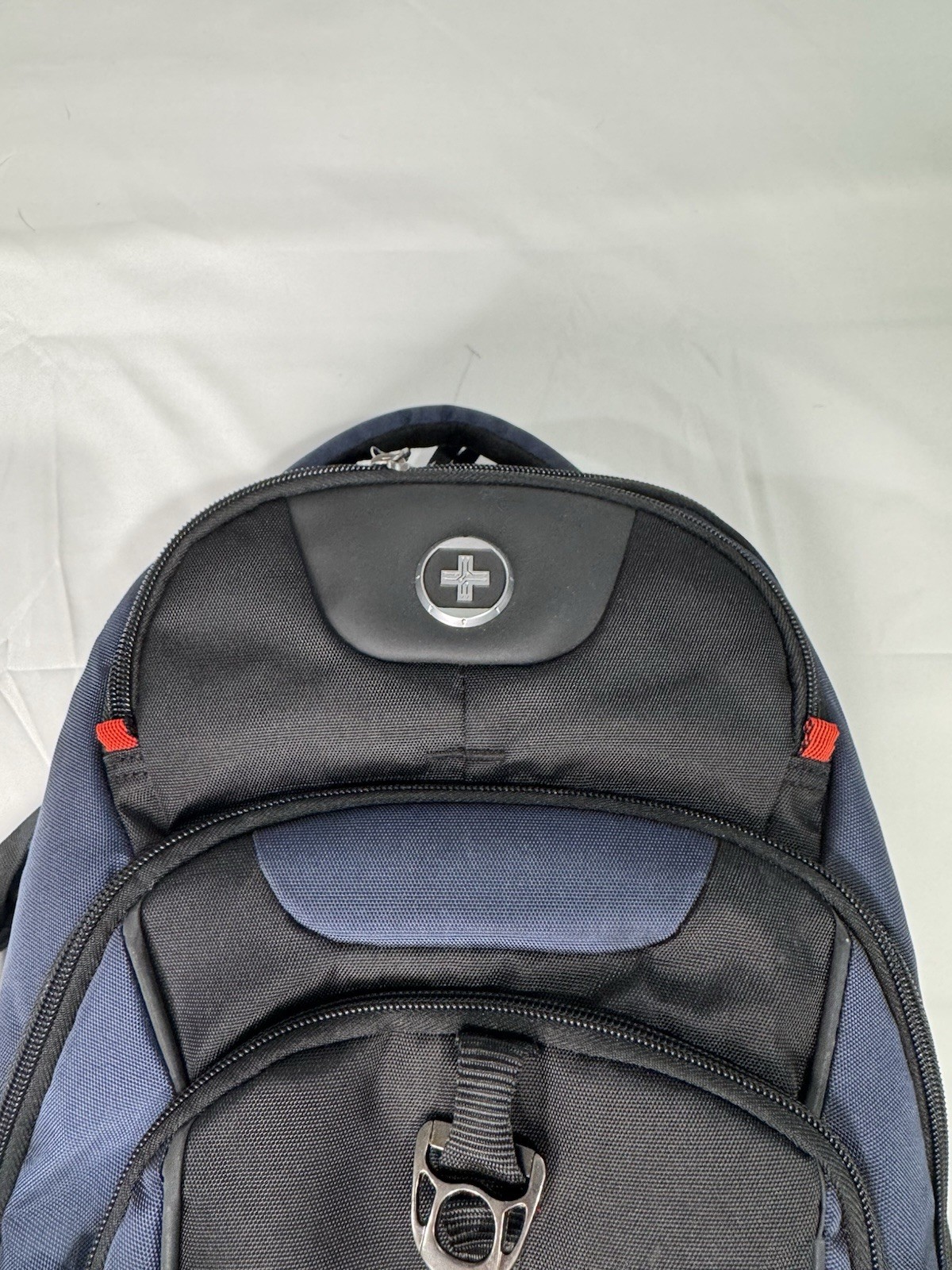 NWT Swiss Digital Design UniVector SD803-01 Backpack, USB Charging Port, RFID