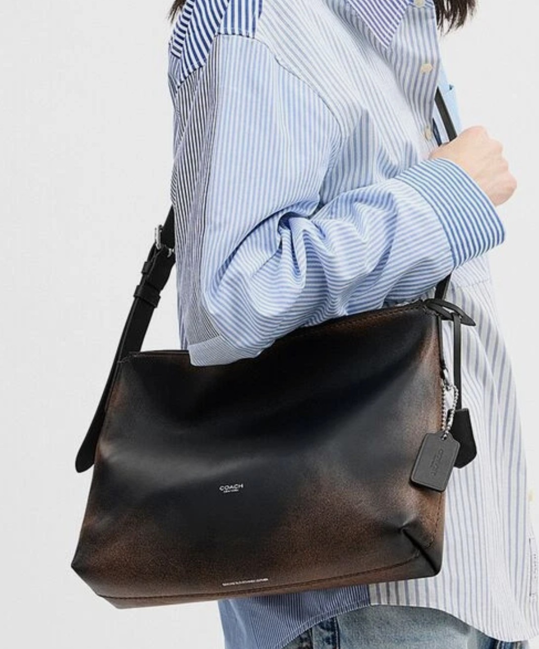 COACH Mott Messenger 33 In Loved Glovetanned Leather CDU79 Y4B 13″ Laptop Bag