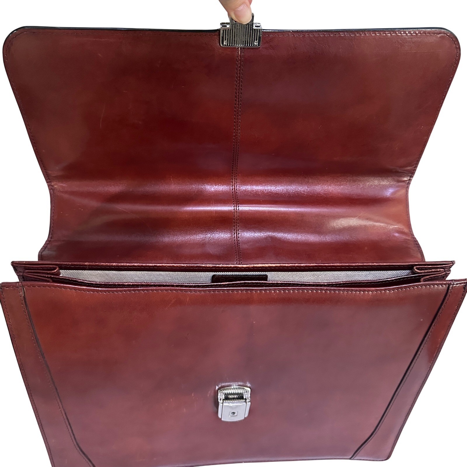 Bosca Old Leather Flap Over Briefcase Attache Doctors Lawyer Messenger Bag W/Key