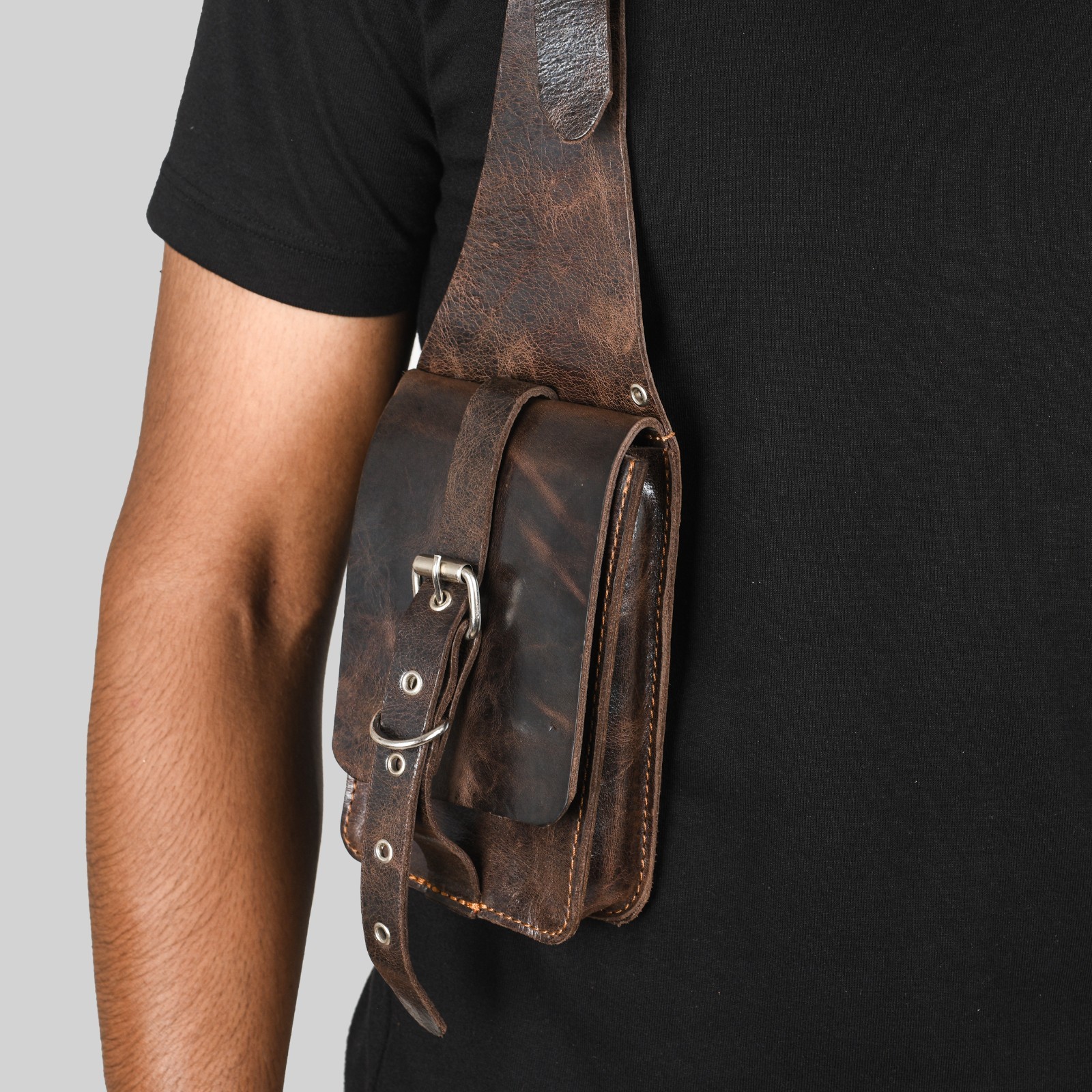Mobile Holster Adjustable Harness with Zippered-Bags, Vintage Shoulder Holster