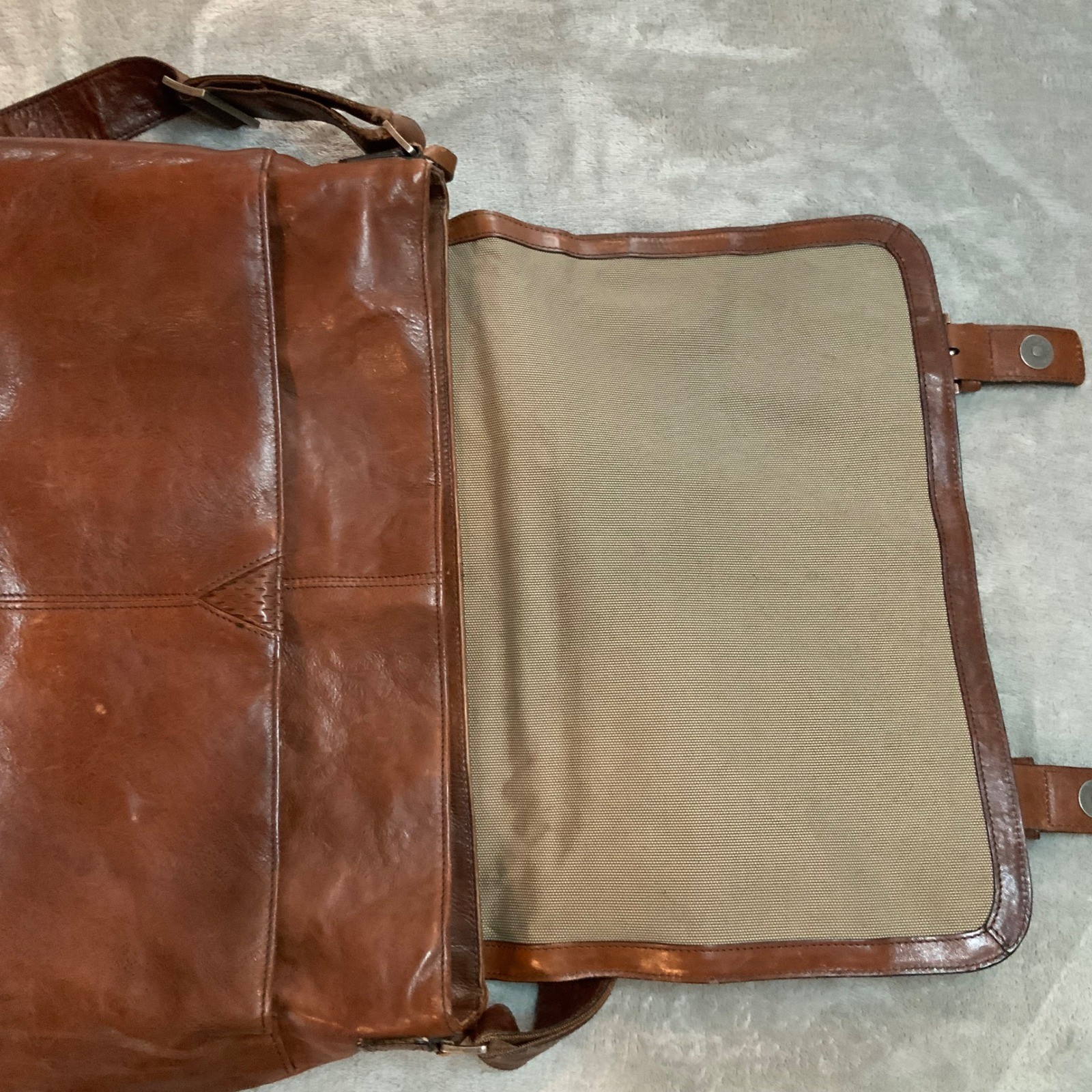 Johnston & Murphy Mens Brown Leather Messenger Bag Laptop Satchel Briefcase