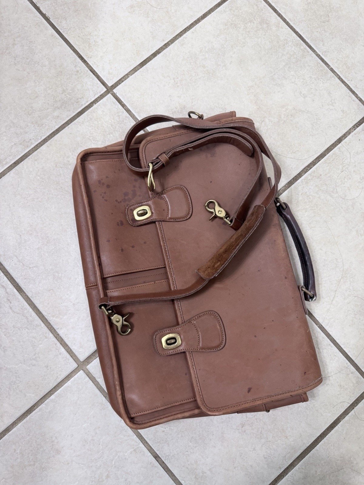 Men’s Coach Brown Briefcase/Document Case Top Handle Buckle & Turn Lock, Pockets