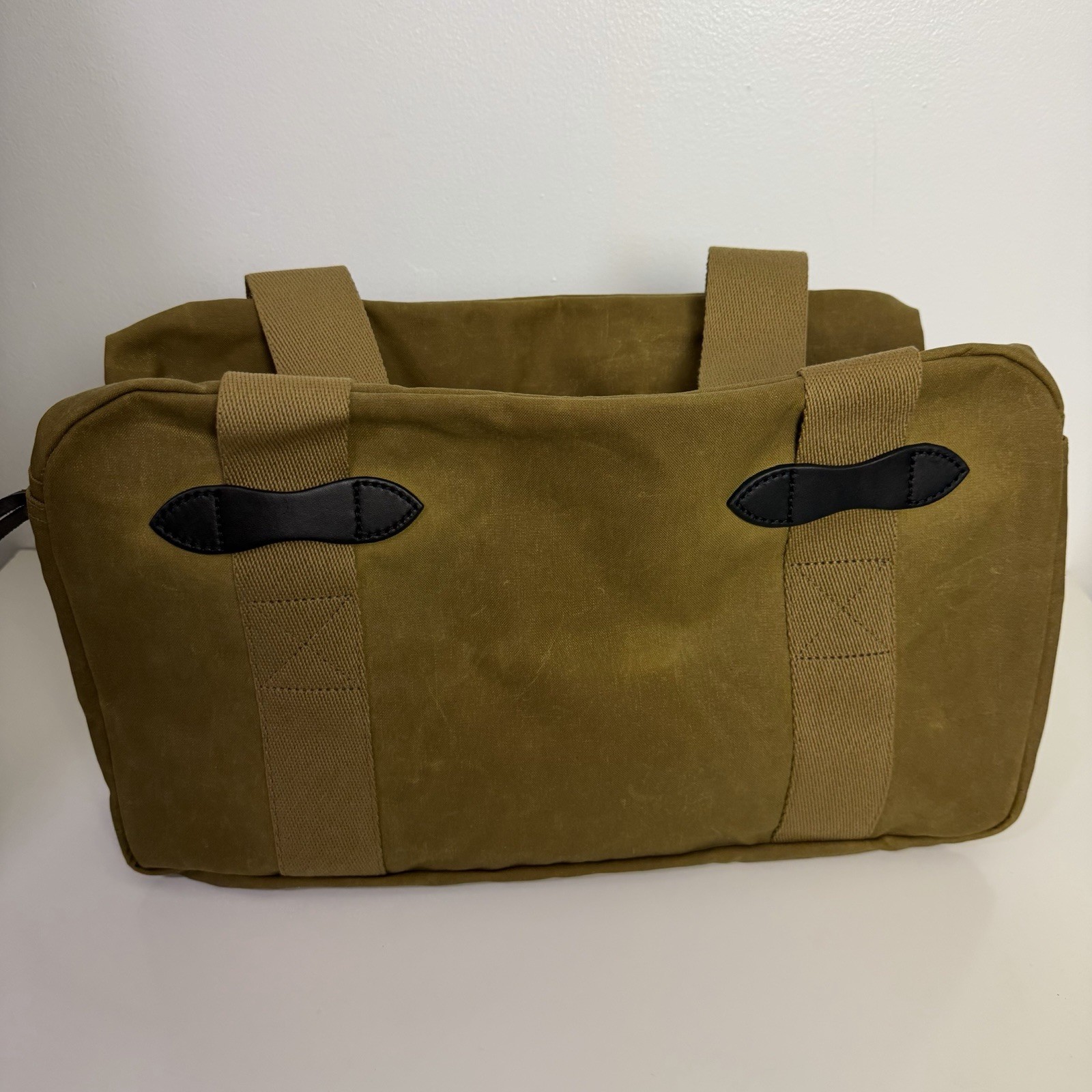 Filson Tin Cloth Small Duffle Bag Dark Tan New Gym Clothes Canvas Leather Handle