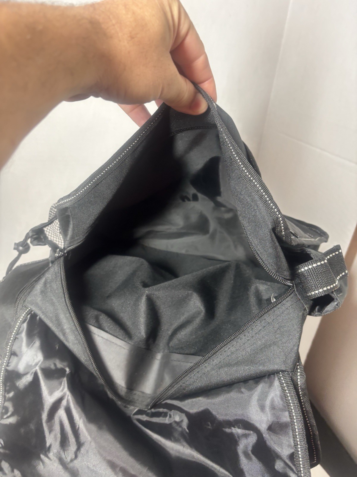 American Red Cross Messenger Bag Black. Multiple Pockets