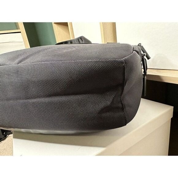 Aer water resistant commuter laptop bag with strap. Black. customized(Gatorade).