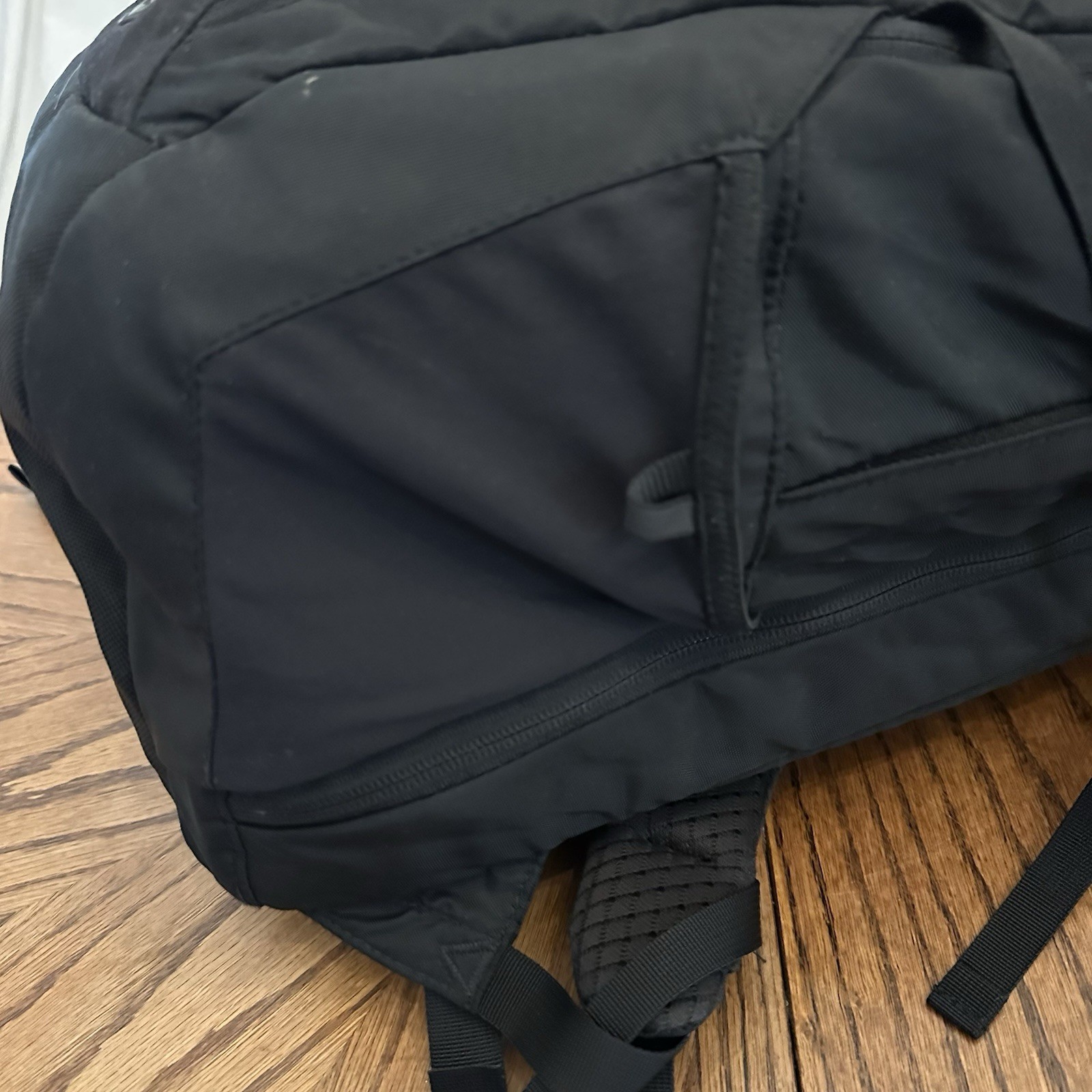 The North Face Surge Backpack Black FlexVent Laptop Travel School Bag Clamshell