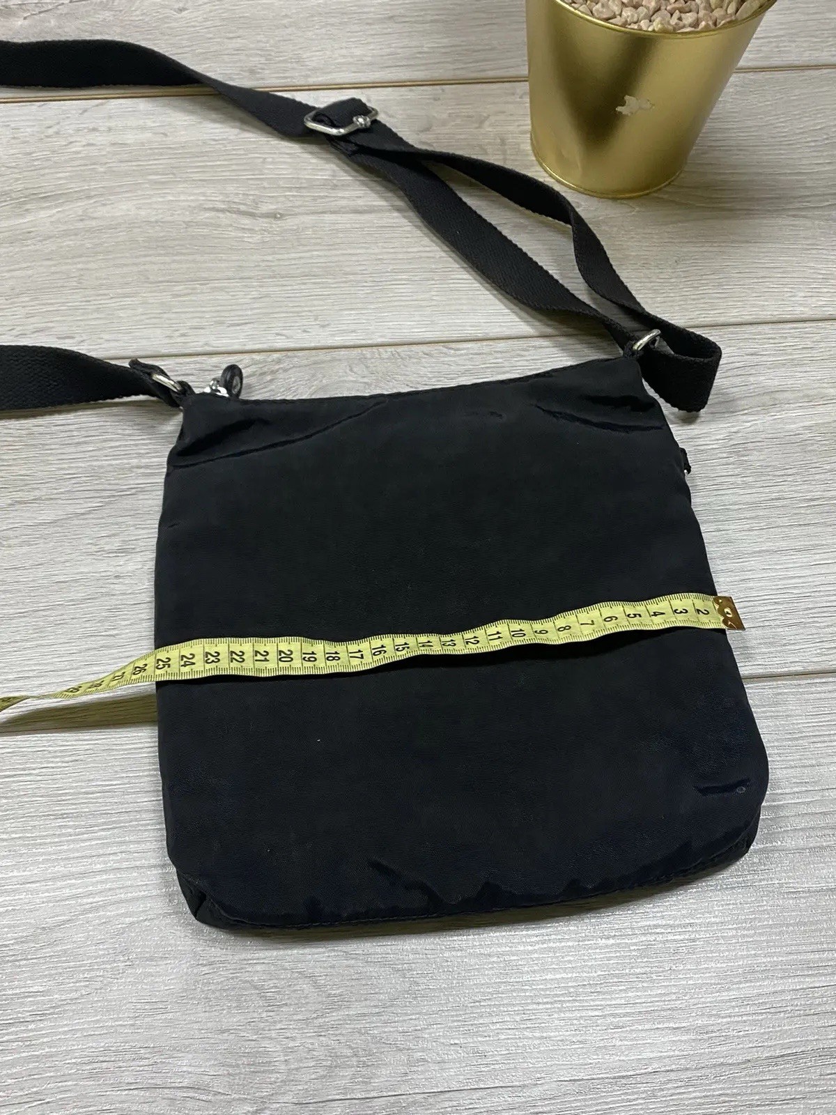 vintage Kipling nylon shoulder monkey bag