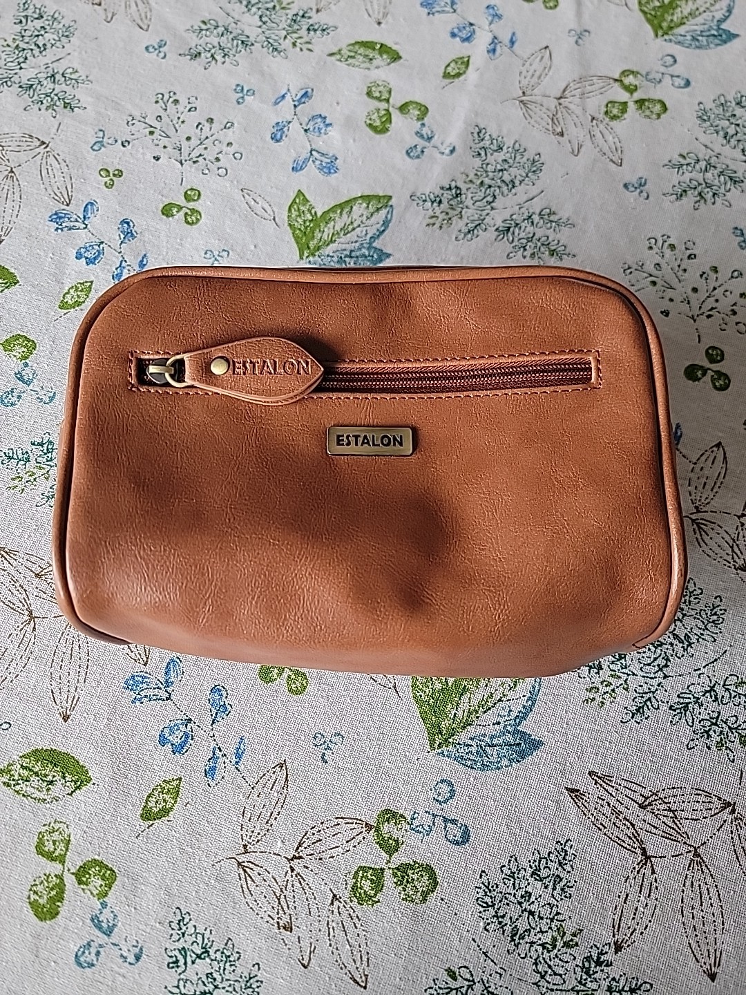 Estalon Toiletry Bag In Beautiful Caramel Color Excellent Condition with Zippers
