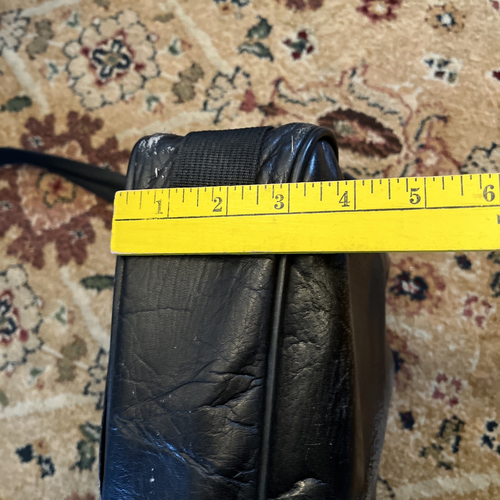 Wilsons Leather BLACK Messenger Flap BAG Distressed Grunge office School Retro