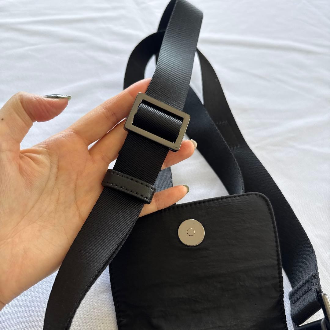 Emporio Armani Shoulder Bag Classic