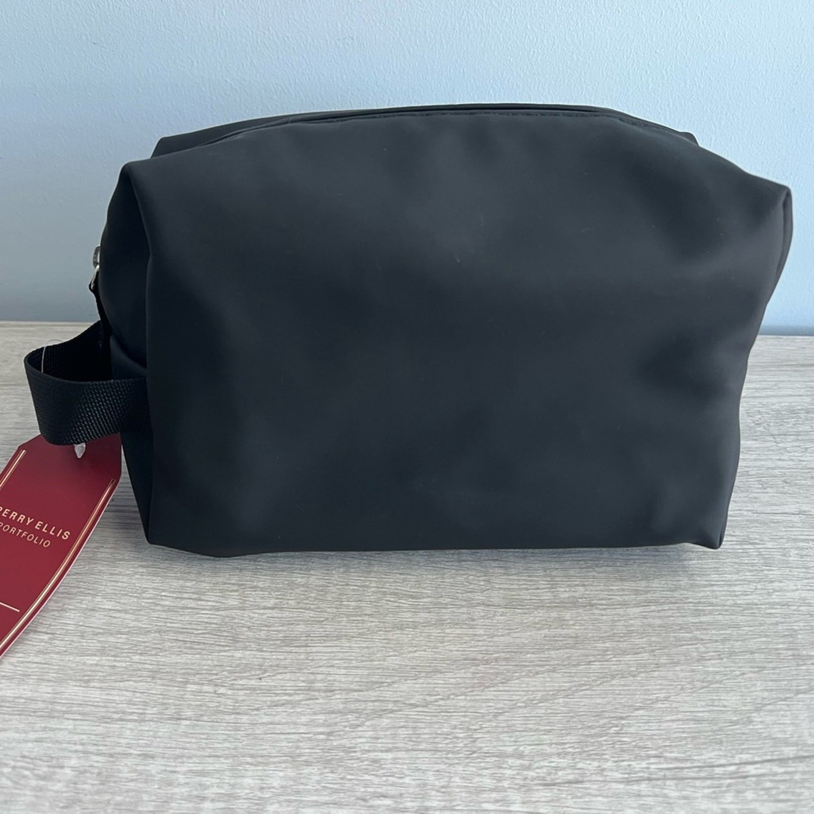 Perry Ellis Portfolio Men’s Black Nylon Handle Travel Kit