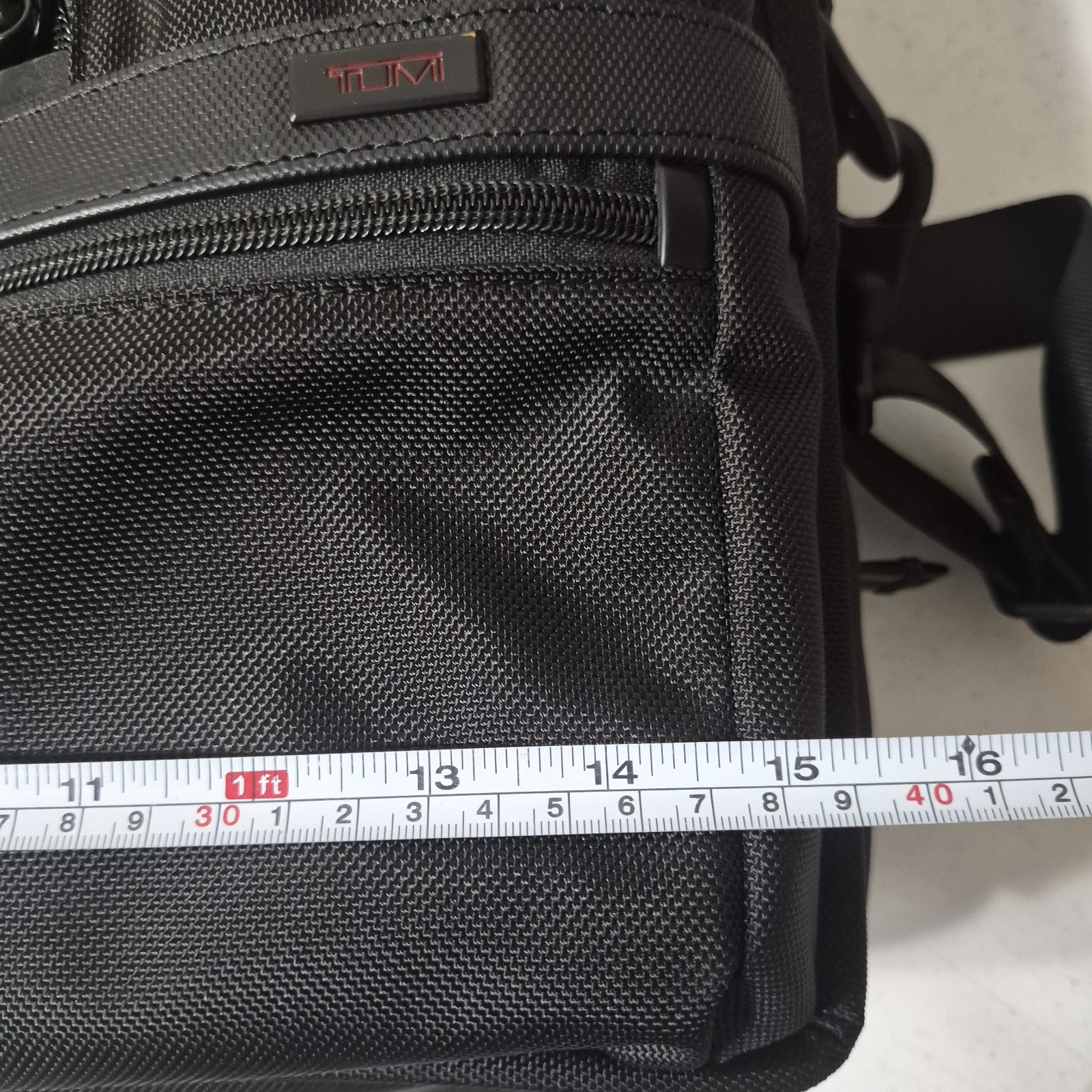 Tumi Alpha 2 Expandable Organizer Briefcase Bag 26141D2 w/Laptop Sleeve