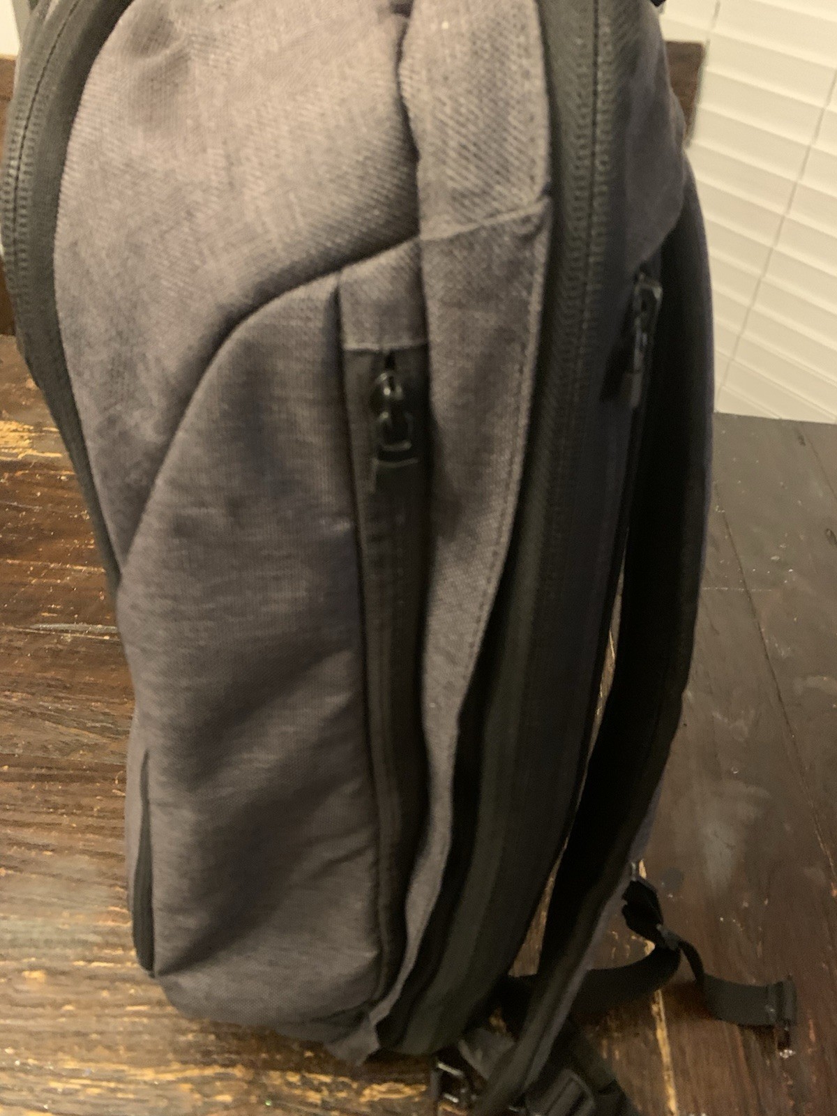 KNACK PACK Series 1 MEDIUM Expandable Backpack GRAY Travel 27-39 Liters