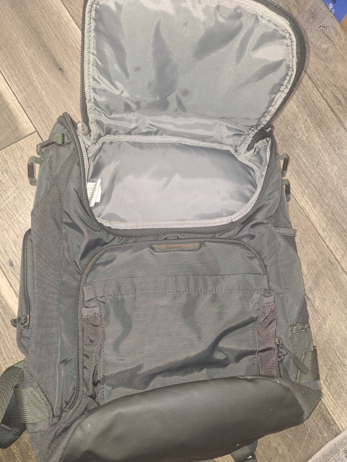Briggs & Riley BRX Archived Excursion Backpack Gray BP118-25 Ds