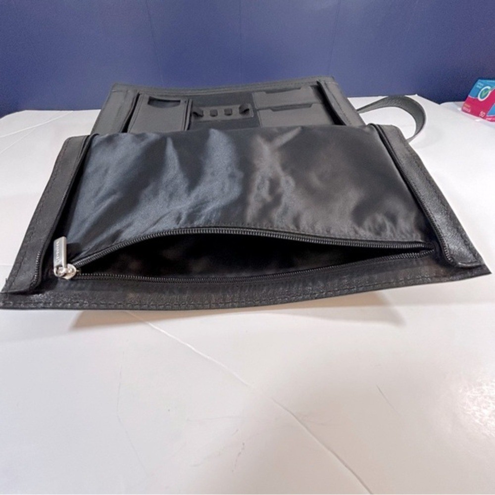 Levenger Black Full Grain Leather Shoulder Messenger Bag Briefcase From Spain