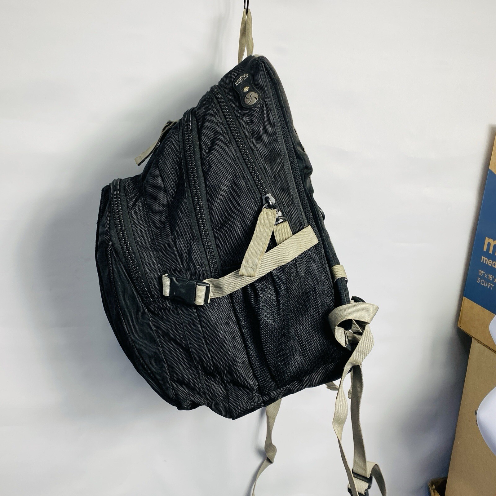 AOKING AOWING LARGE Backpack ( See pic )