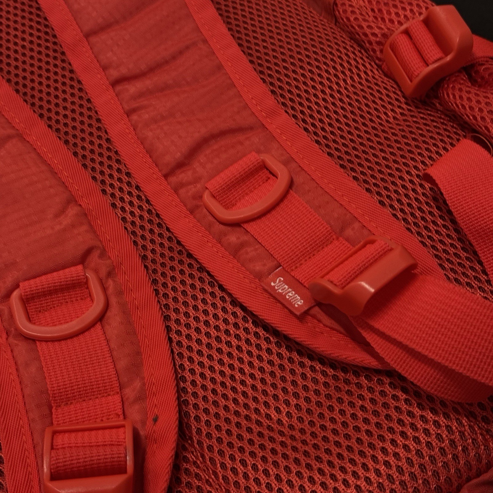 Supreme Backpack Red FW18 Adjustable Breathable Mesh Condura Clip Zip Backpack