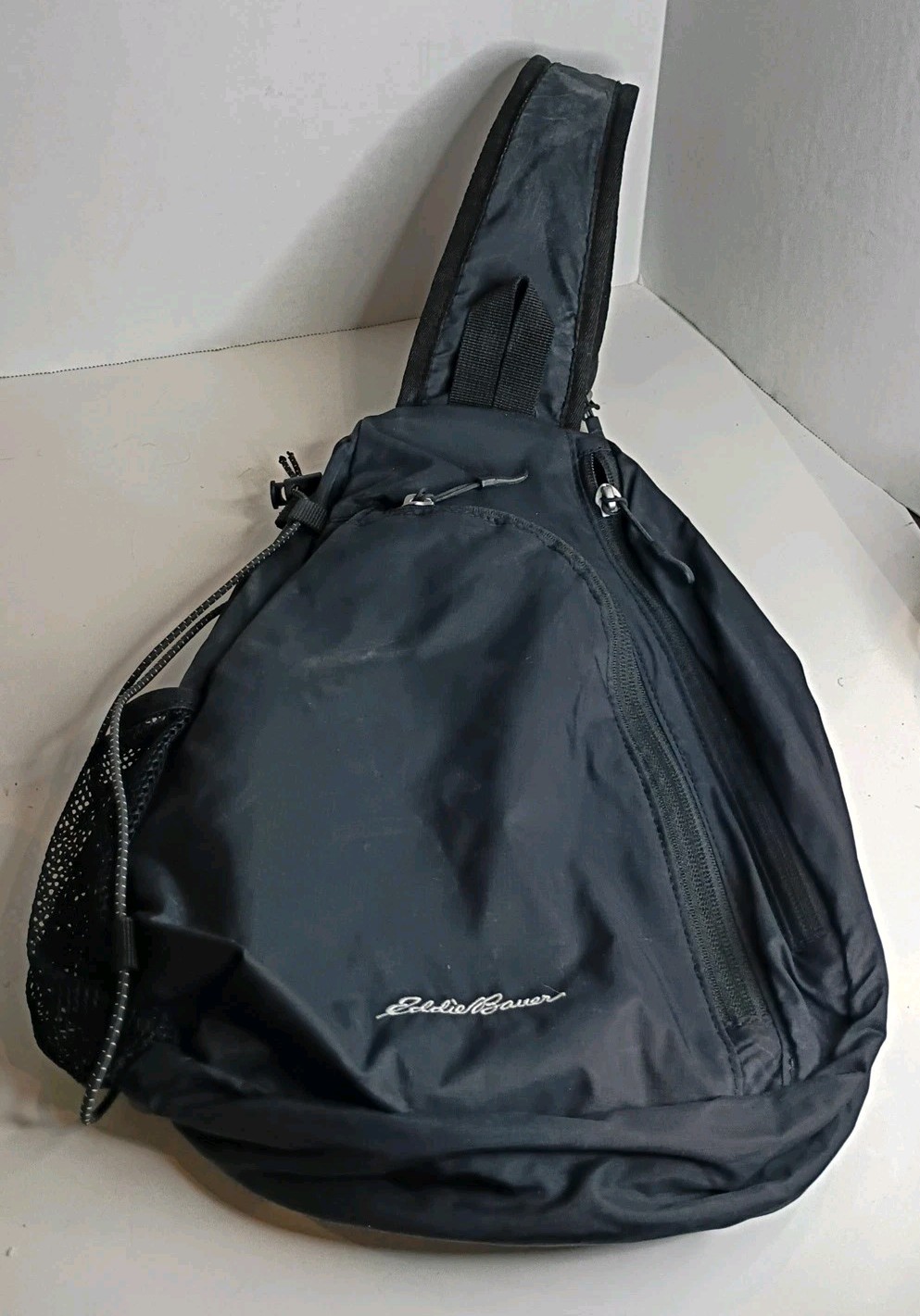 Eddie Bauer Ripstop 8L Black Shoulder Sling Air-Mesh Adjust. Crossbody Strap