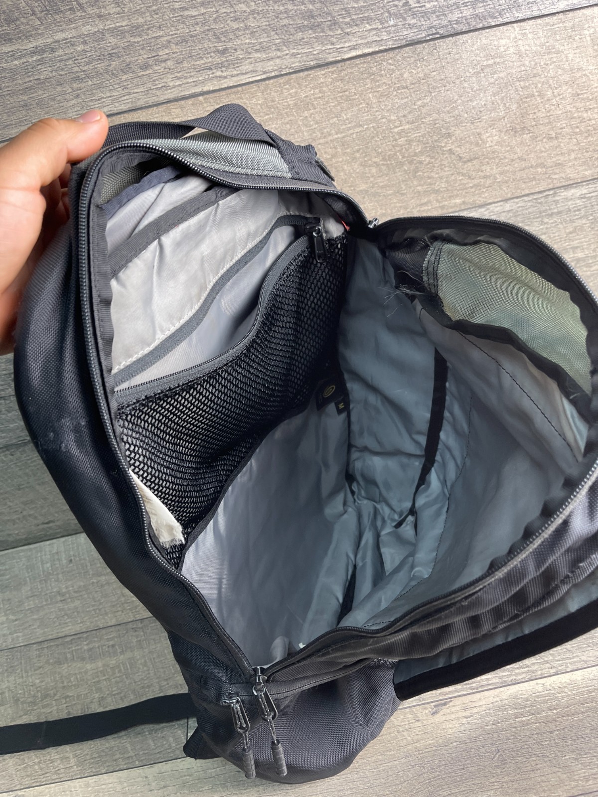 Timbuk2 Backpack Medium Q Blue Black Zip Inner Pocket Laptop Sleeve Shoulder