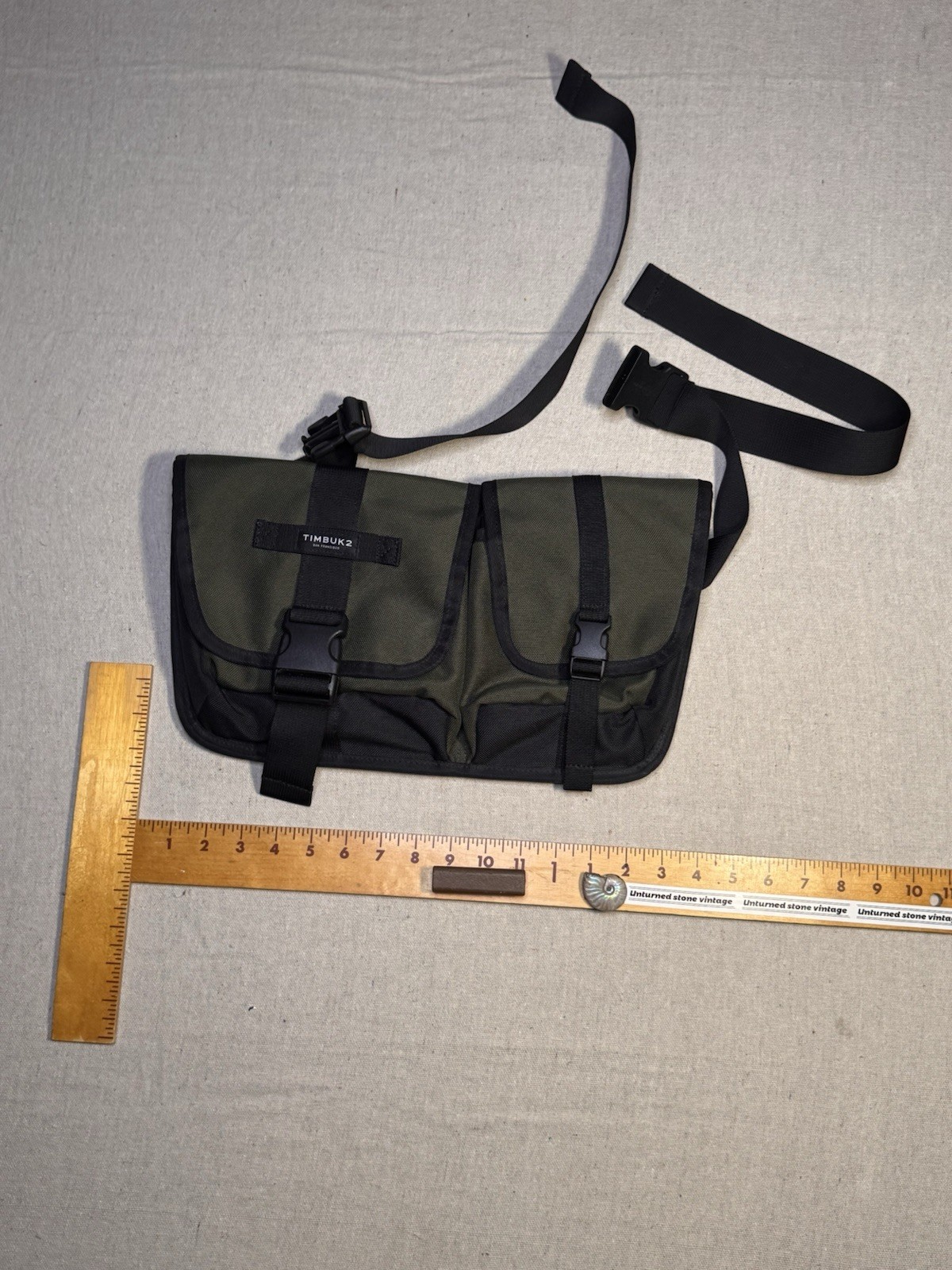 Timbuk2 Classic Messenger Bag XS Army Green Nylon Cordura Excellent Condition