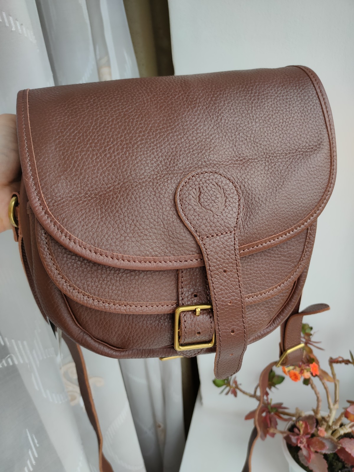 Fred Perry Bag Leather Cartridge Messenger Crossbody Chocolate Brown Laurel NWT