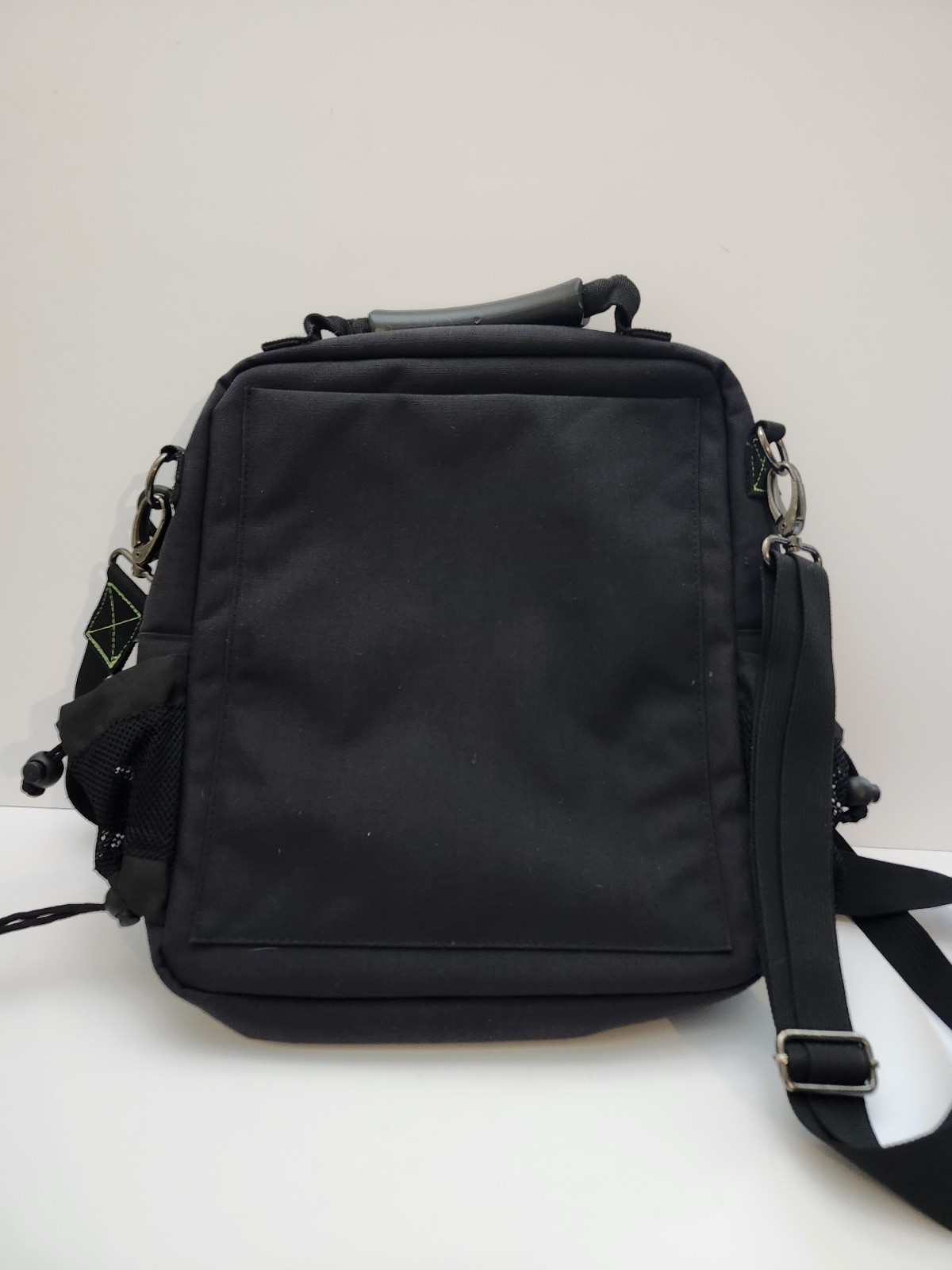 ThinkGeek Bag of Holding Con Survival Messenger Shoulder Bag Black Green