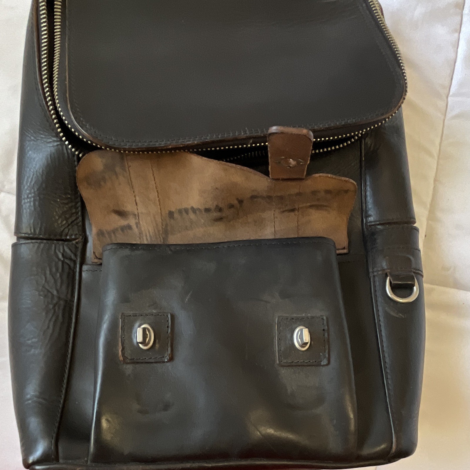 Schott NYC Men’s Medium Backpack Black/Brown Zip Buckle Outer Pockets
