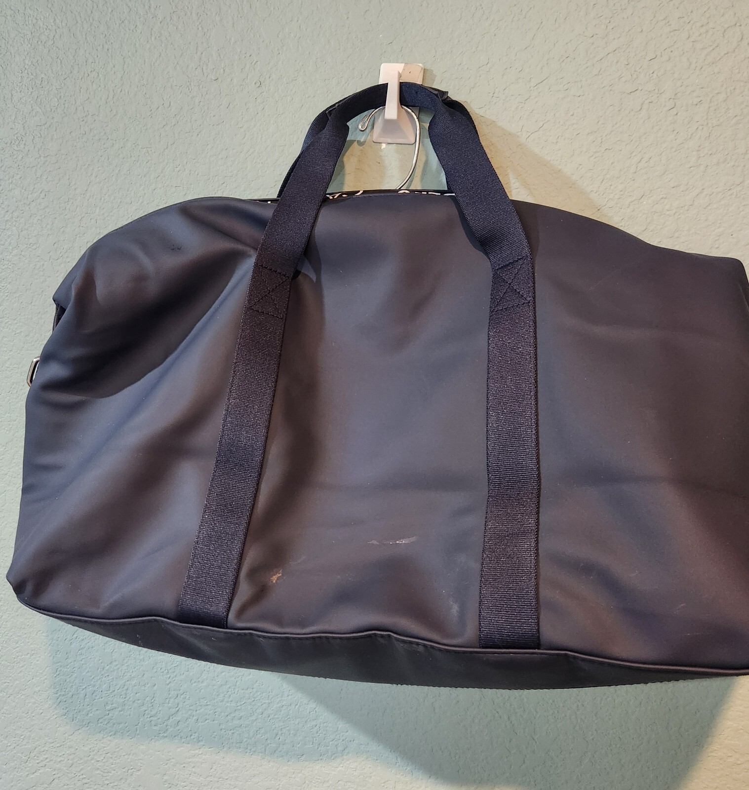 Calvin Klein Defy Duffle Weekender Travel Carry-On Sport Tote Gym Bag Navy Blue