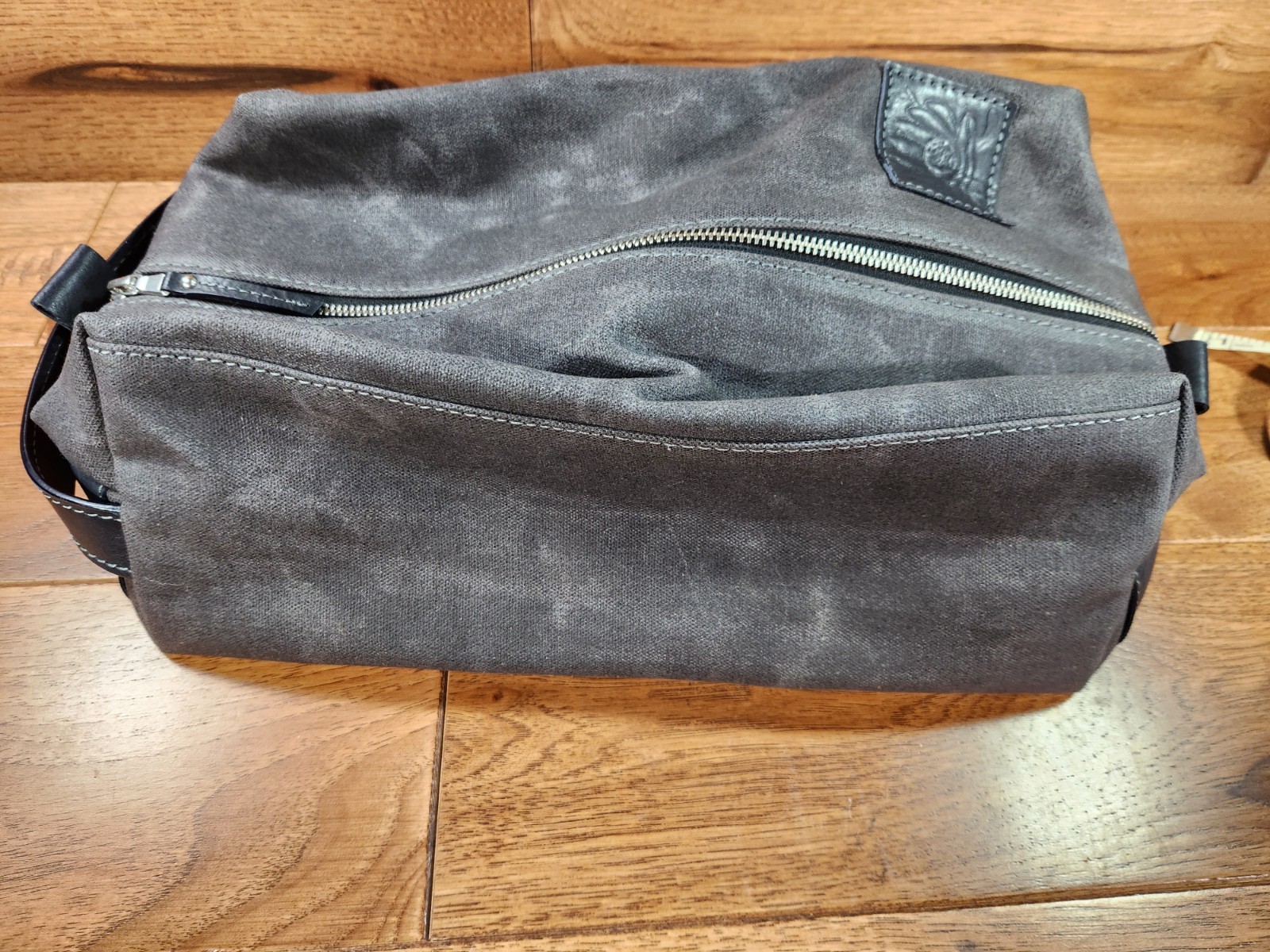 F H Wadsworth Men’s Gray Canvas w/ Leather Trim Toiletry Dopp Bag XL Size