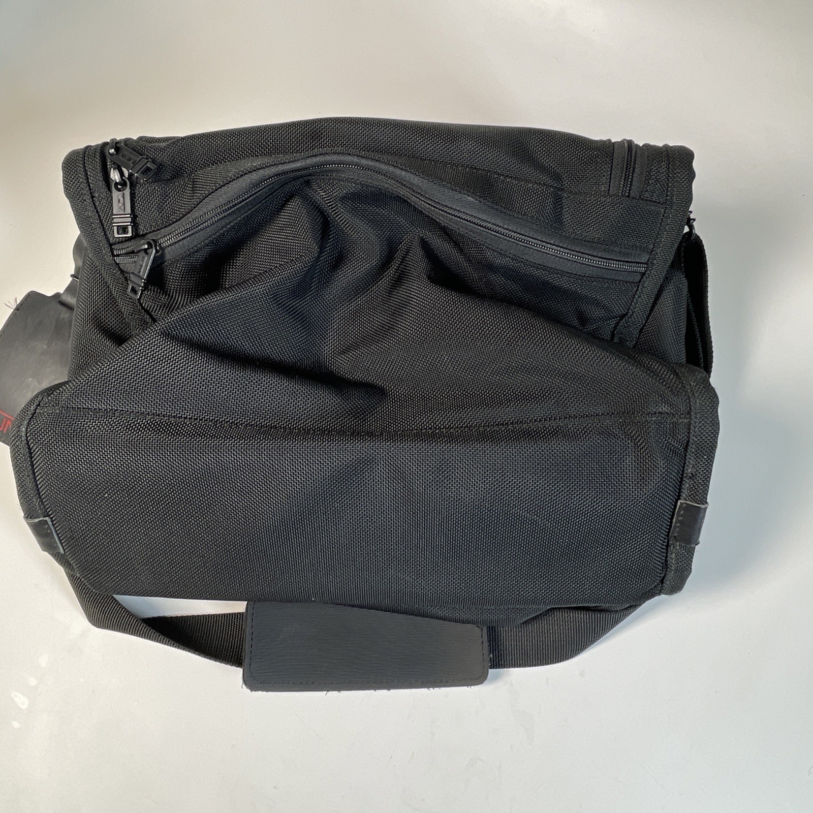 Tumi Alpha Duffle Weekender Ballistic Nylon Gym Bag Carry-On VTG