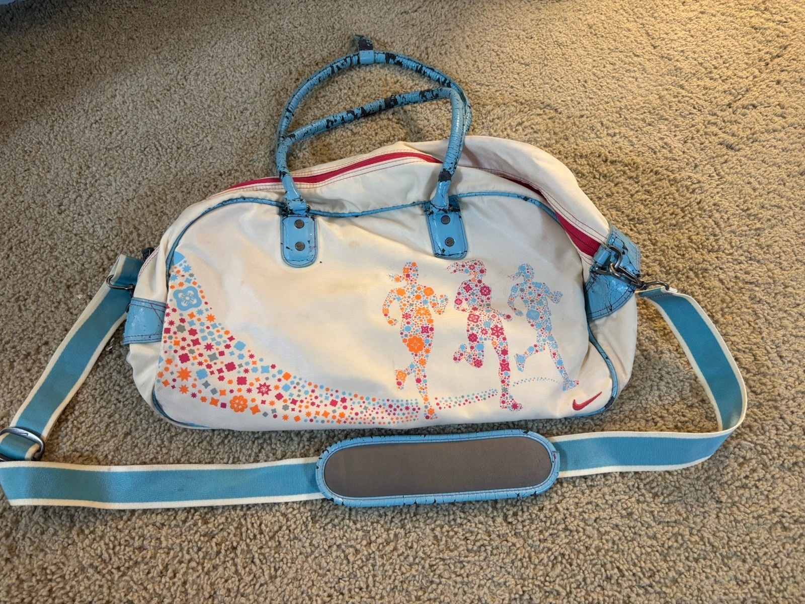 Nike Retro VTG Nike Women’s Marathon 2008 San Francisco Duffle Bag Y2K Rare HTF