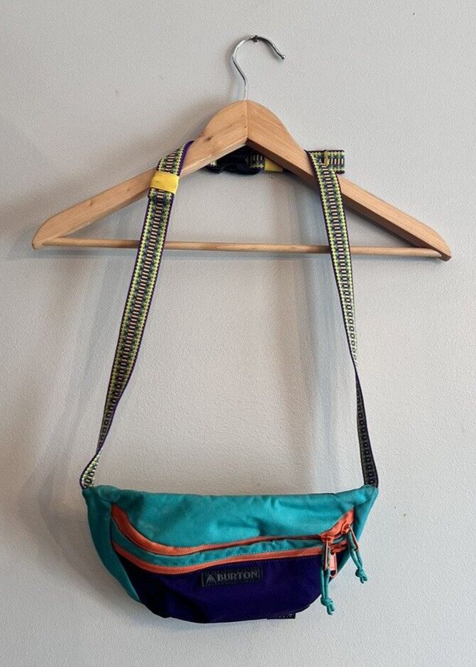 BURTON Lifestyle 3L Hip Pack Belt Bag Dynasty Green Cordura Purple Blue Purse