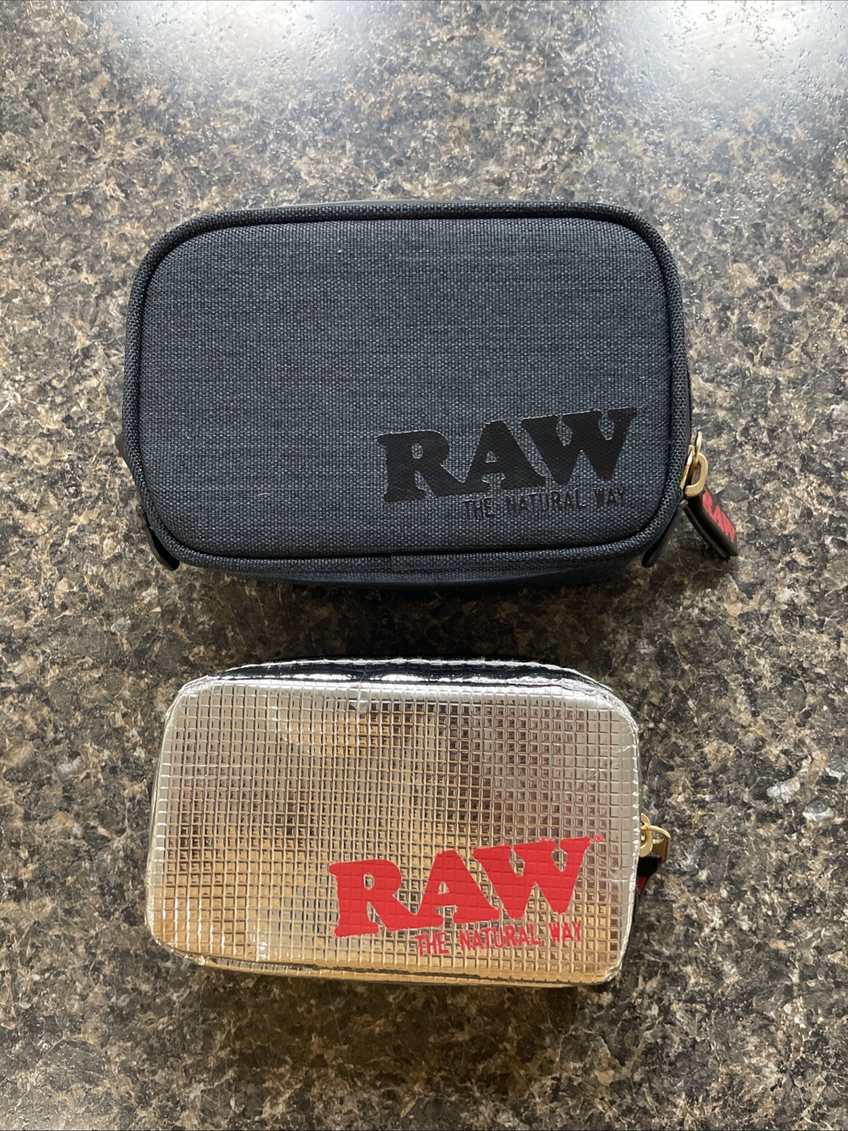 RAW Black Smell Proof Smokers Pouch