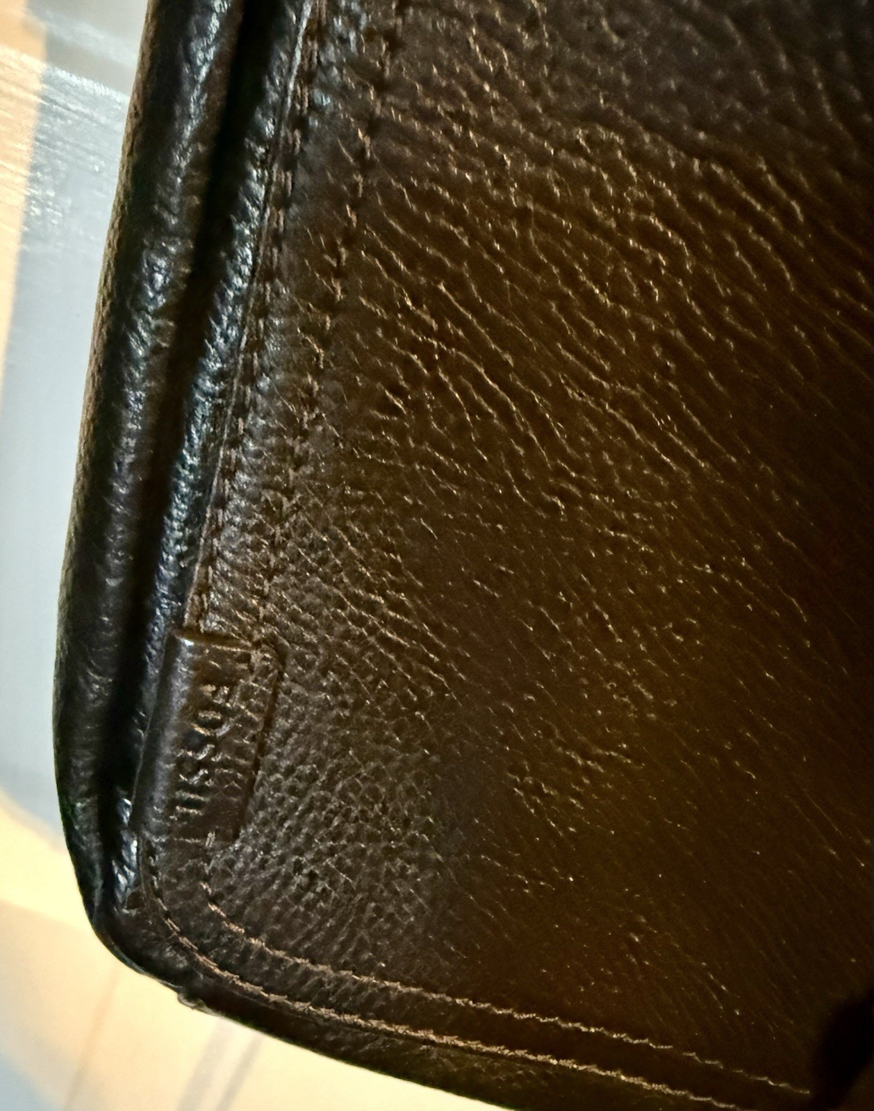 Fossil Black Pebbled Crossbody Bag Medium Zip Closure Silver Hardware Strap