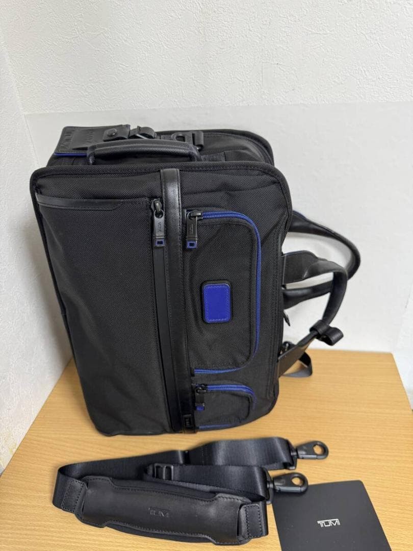 TUMI ANA ALPHA3 3WAY 2603180DNY3E Authentic