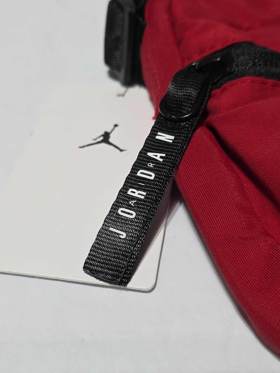 Air Jordan Crossbody Bag Unisex Airborne Festival Gym Red 9A0631 O/S Nike Small