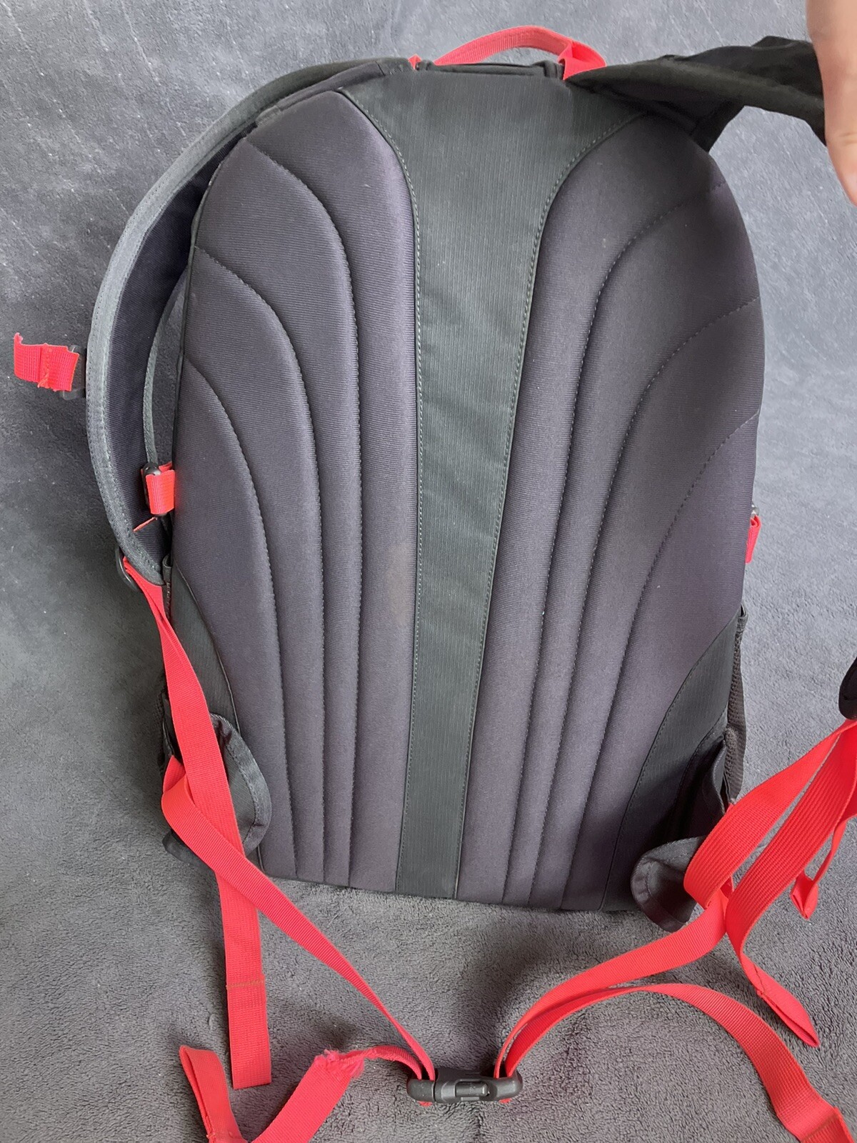 The North Face Recon Backpack Dark Gray Laptop Hiking Day Bag Padded Back