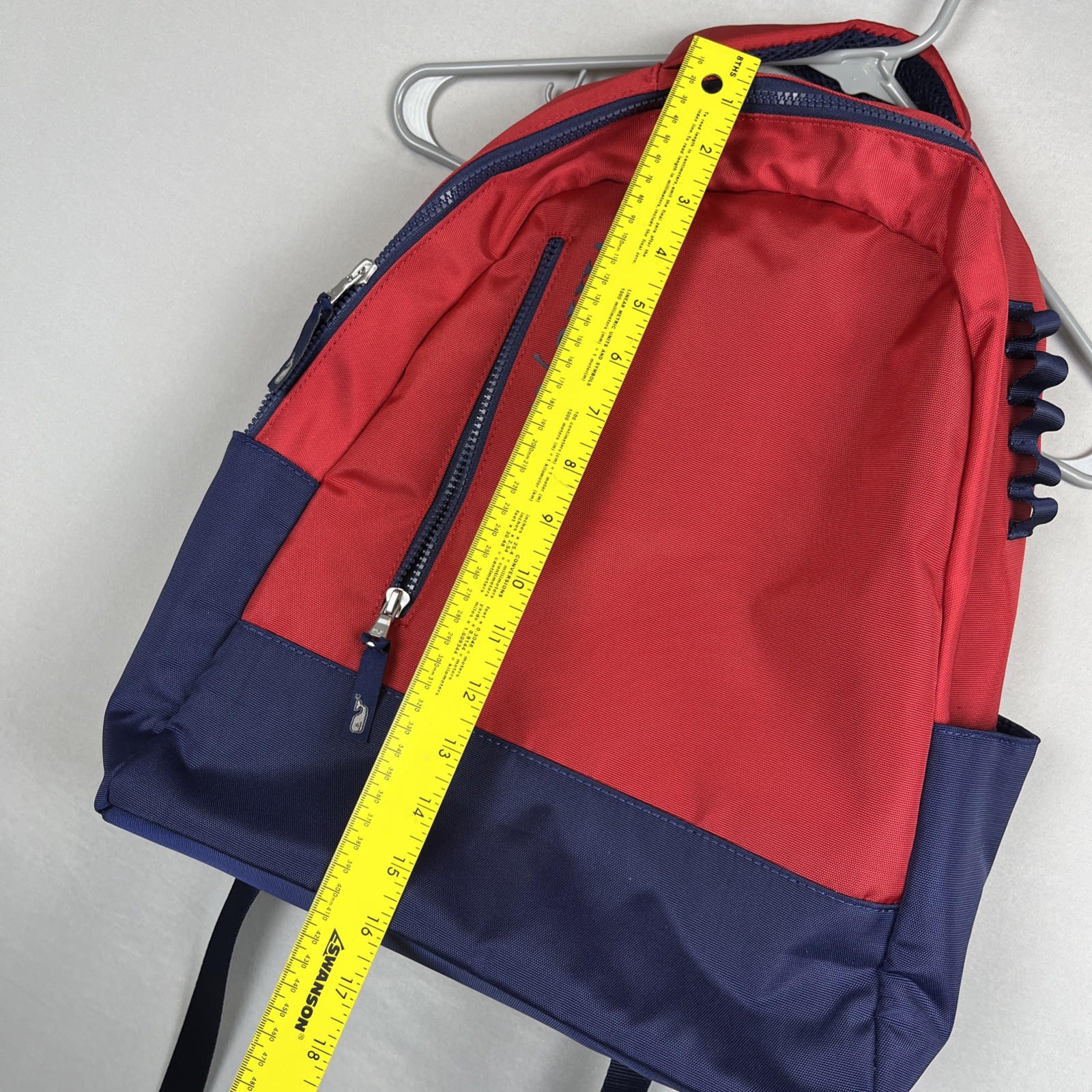 Vineyard Vines Red and Navy Blue Backpack School Work Beach New Without Tags