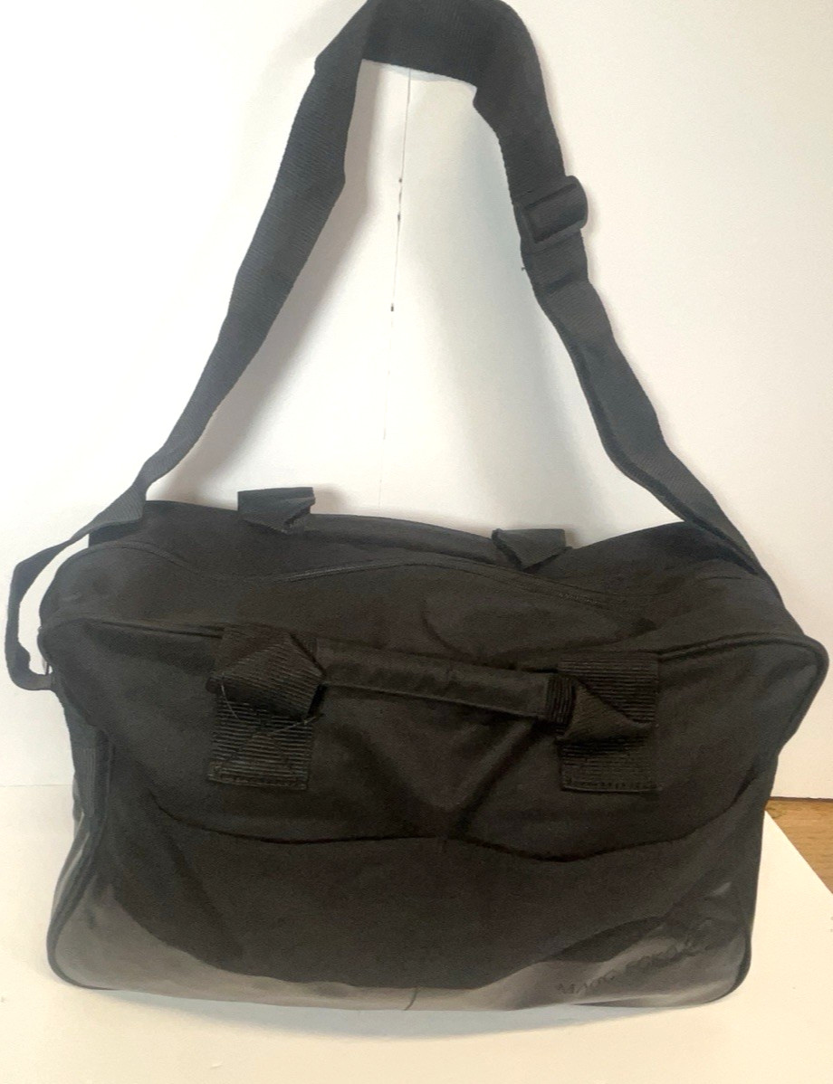 Marc Ecko Black Canvas Weekend Adjustable Shoulder Strap 17″x 11″ Duffle Gym Bag