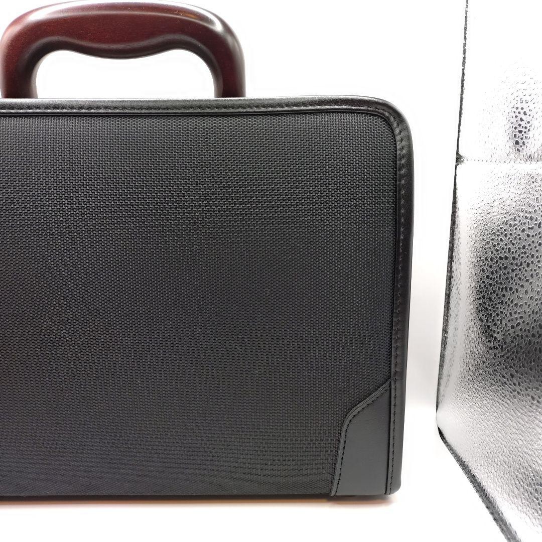 IS PLUS Business Bag Black Wooden Handle B5 30cm Used