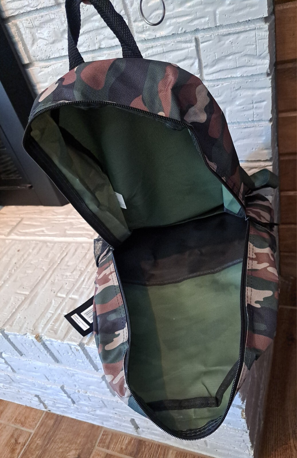 Camo Backpack By A D Sutton & Sons Zip Closure New With Tag 17 Inches