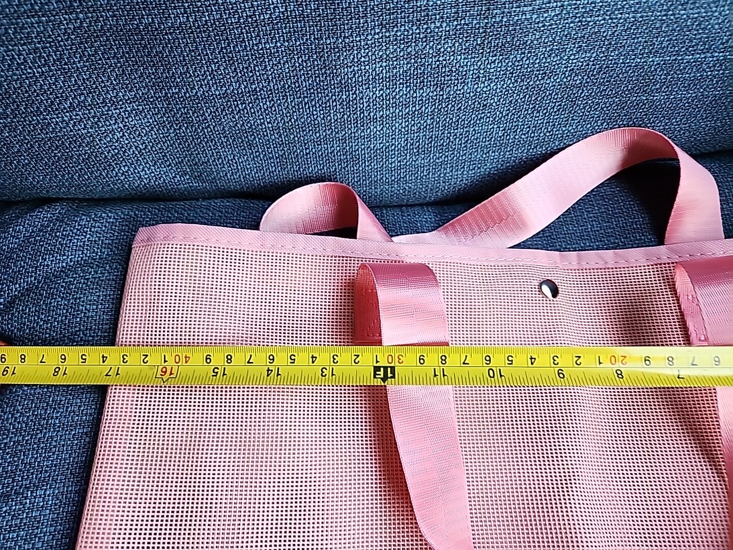 Pink Mesh Beach/Tote Bag 17 x 12 x 4.5 Inches BIJOUX TERNER Snap Closure NWT!