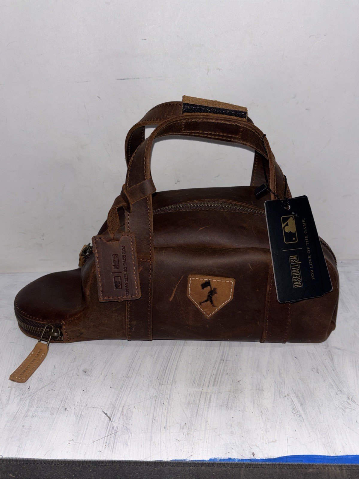 Baseballism Glove Leather Toiletry Bat Bag – MLB New With Imperfections