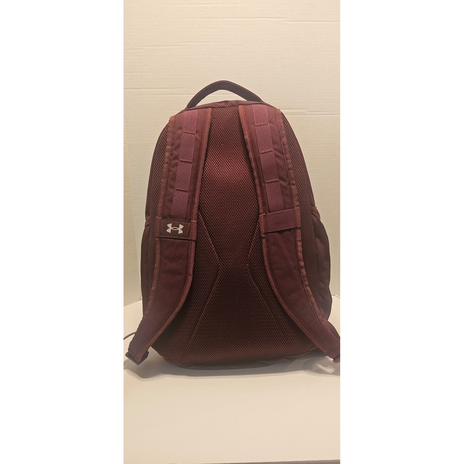 Under Armour UA Hustle Pro 5.0 Backpack Burgundy Maroon multi zippers & pouches