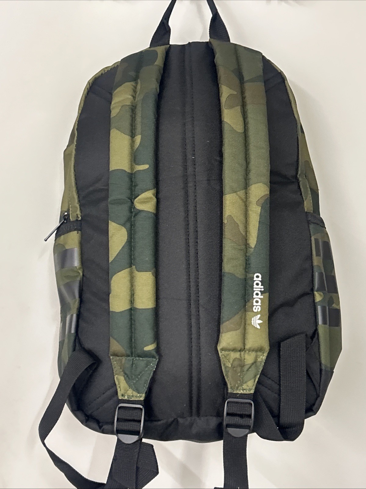 New With Tags Adidas Originals Men’s Boys Base School Backpack Army Green Camo