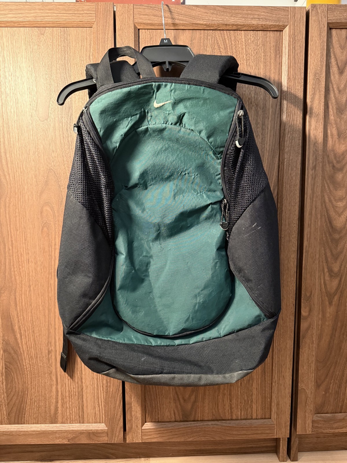 Y2K Vintage Nike Swoosh Backpack Forest Green Black 2000s White Tag Basketball